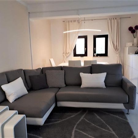 Apartmen Relax 200 M T Beach Rovinj Exterior photo